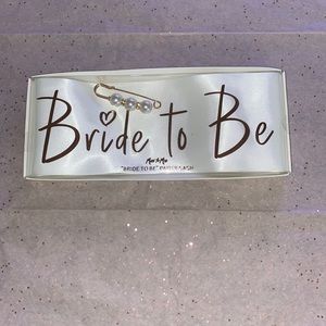 Bride to be sash 💕